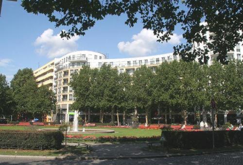 Hotel Atrium Berlín Exterior foto